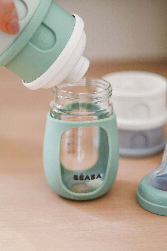 Beaba Formula Milk Container 4 Compartments Cotton white Sage green