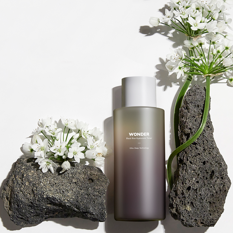 Wonder Black Rice Hyaluronic Toner (300ml)