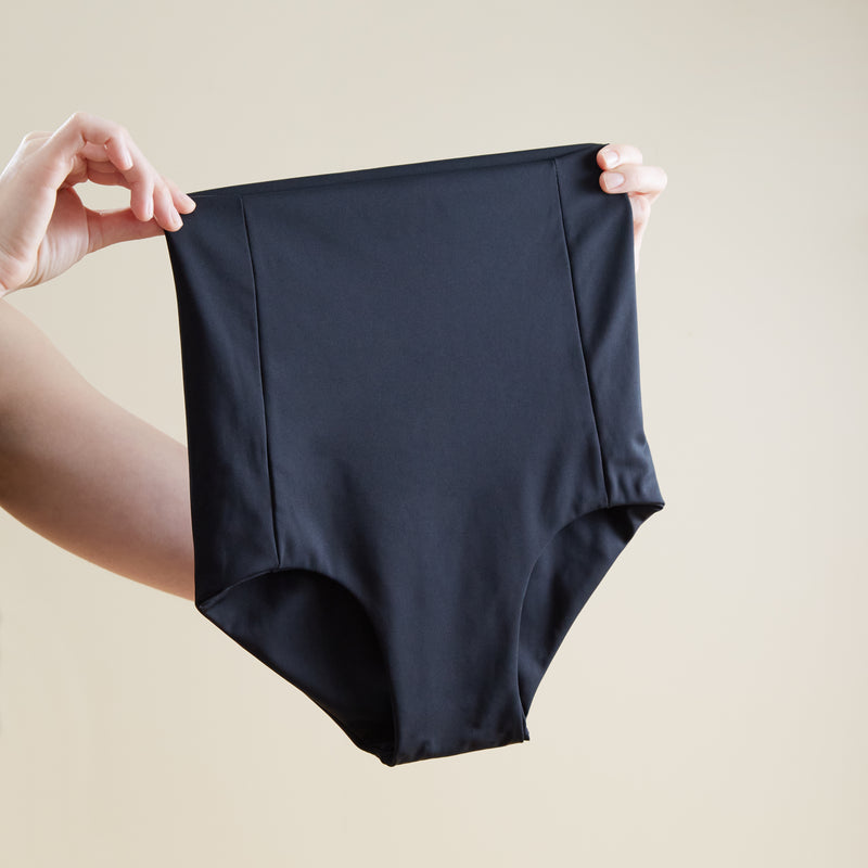 BareMum Postpartum  Briefs - 1 pc (L)