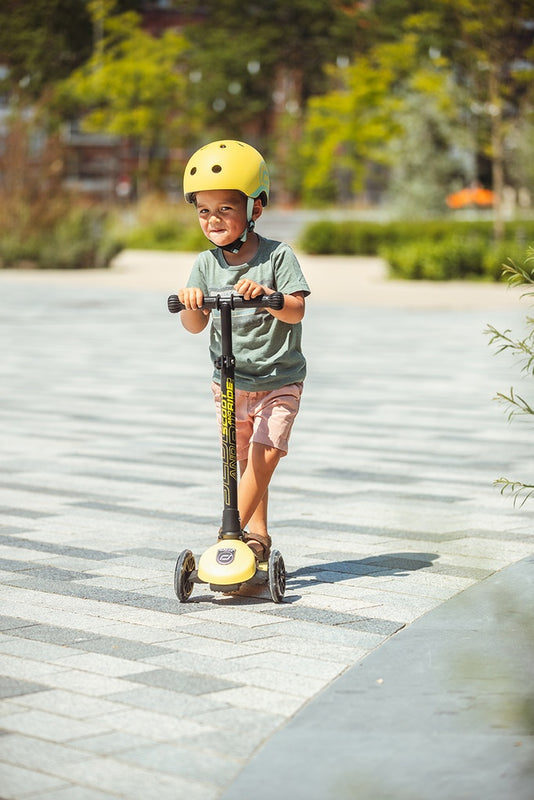 Scoot & Ride Highwaykick 3 LED - Lemon
