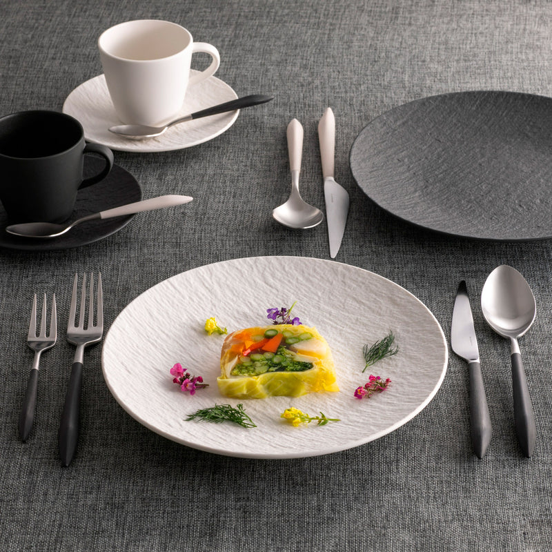 Stylish 24 peice Black cutlery set on the table - by Cassa Bugatti